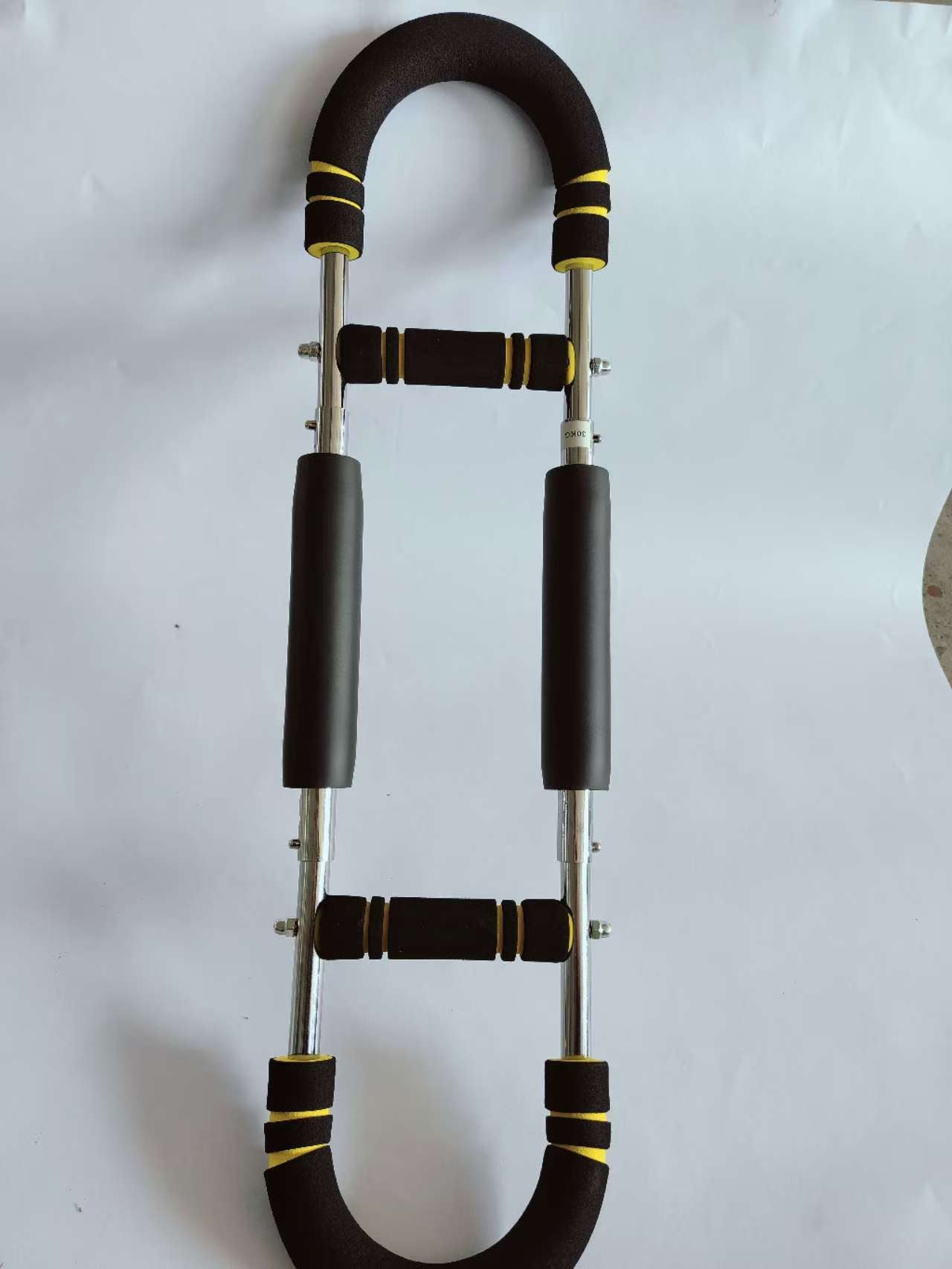 U-shaped pull-up bar