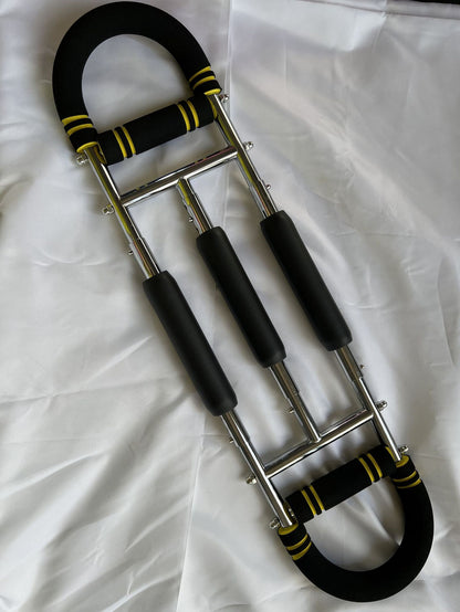 U-shaped pull-up bar